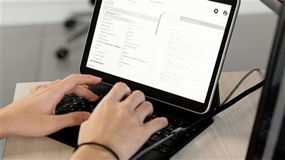 منصة Caffeine تُطلق تقنية الإنترنت ذاتية الكتابة لتطوير التطبيقات بلا برمجة يدوية
