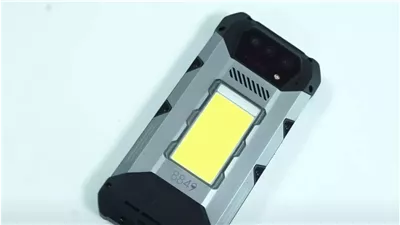 مراجعة الهاتف المتين 8849 Hike تُبرز بطارية ضخمة ومصباح LED قوي لرواد المغامرات في الهواء الطلق 