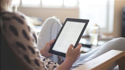 كيف تغيّر أدوات القراءة الذكية مشهد التعلم الذاتي: تحليل اللحظة وتوصيات مخصصة