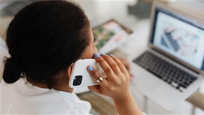 أدوات الذكاء الاصطناعي لتعزيز المهارات الشخصية في 2025