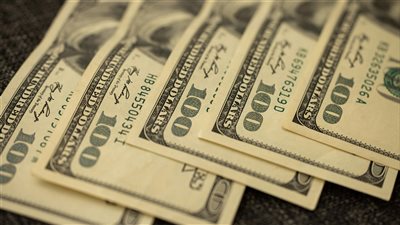 خبراء يتوقعون استمرار تراجع الجنيه المصري بنهاية 2026 إذا لم تُعزز الاحتياطيات الأجنبية