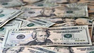 الجنيه المصري يواصل تقلبه أمام الدولار في التعاملات الصباحية وسط توقعات بمراجعة سياسية ليوم 30 أكتوبر 2025