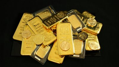 الذهب العالمي يتجاوز أعلى مستوياته في أعقاب ضعف الدولار وسعره في مصر ليوم 8 نوفمبر 2025