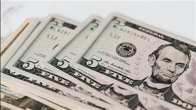 استقرار الدرهم الإماراتي في ظل تقلبات الأسواق العالمية ليوم 13 نوفمبر 2025