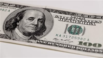 أسعار الدولار في البنوك المصرية اليوم تُظهِر استقرارًا نسبيًا مقابل الجنيه المصري ليوم 24 ديسمبر 2025