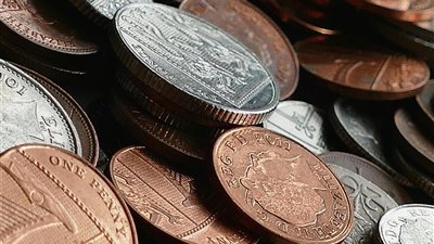 سعر الدرهم الإماراتي يتراجع قليلًا في بداية تعاملات البنوك المصرية مقابل الجنيه المصري ليوم 24 ديسمبر 2025