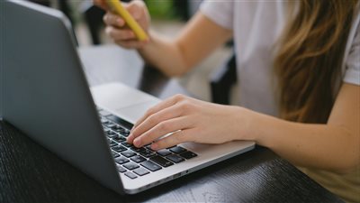 اتجاهات تطوير الذات والتعلم الذاتي تشهد طفرة في الأدوات الرقمية والطرق المختصرة لتعلم مهارات جديدة