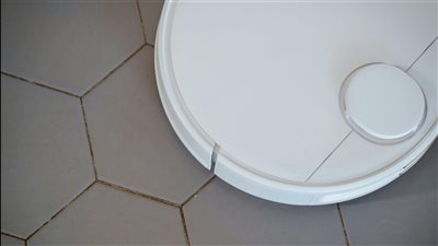 خلاصة مراجعات أحدث المكانس الروبوتية من سلسلة Dreame تكشف تقدمًا بارزًا في قدرات التنظيف الذكي
