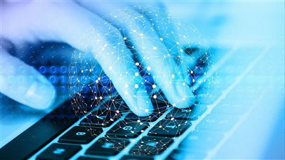 أبحاث تقنية تكشف اندماج الذكاء الاصطناعي مع تقنيات البلوكشين والروبوتات لتشكيل بنية رقمية موثوقة