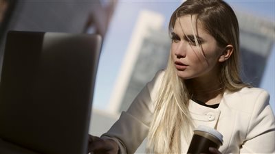 التعلم مدى الحياة يدخل مرحلة جديدة مع أدوات الذكاء الاصطناعي الشخصية التي تساعد الأفراد على بناء مسارات تعليمية مخصصة